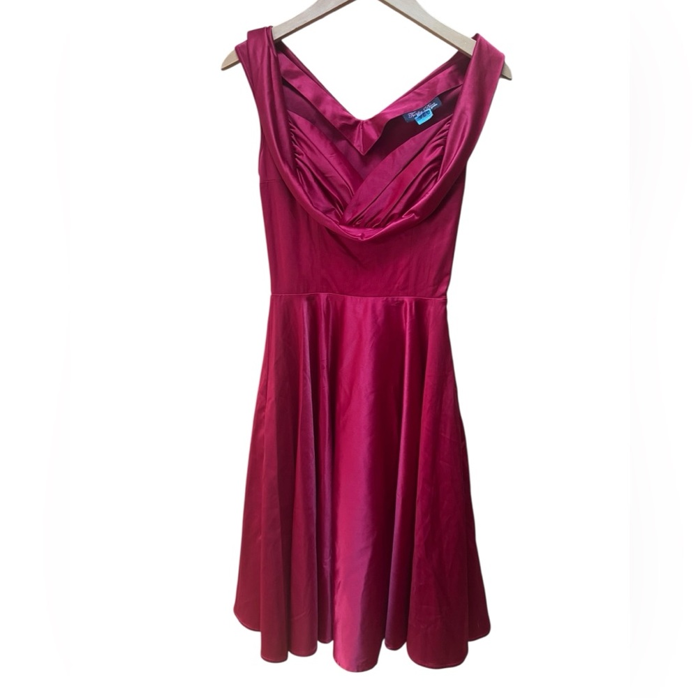 Trashy Diva by Candace Gwinn Red Honey 50s Pinunp Dress‎